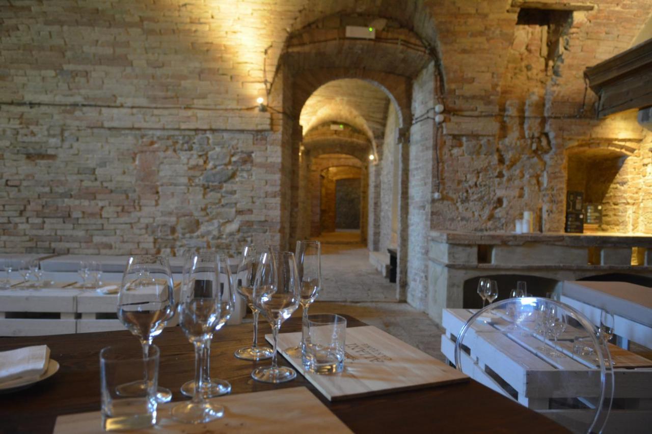 Castello Di Ramazzano - Tenute Aliani Perugia Exteriör bild