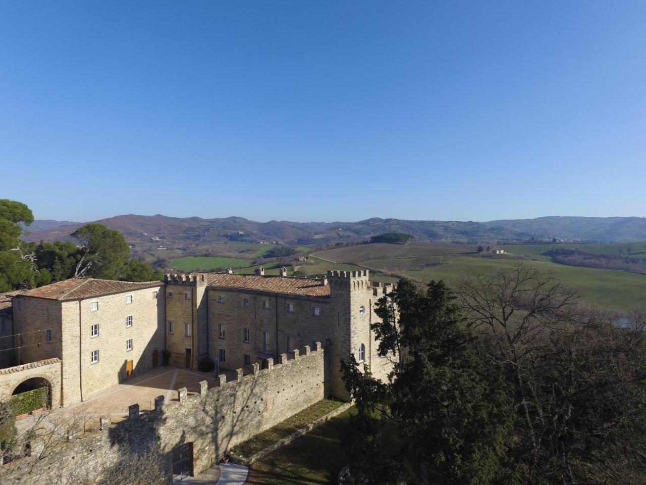 Castello Di Ramazzano - Tenute Aliani Perugia Exteriör bild